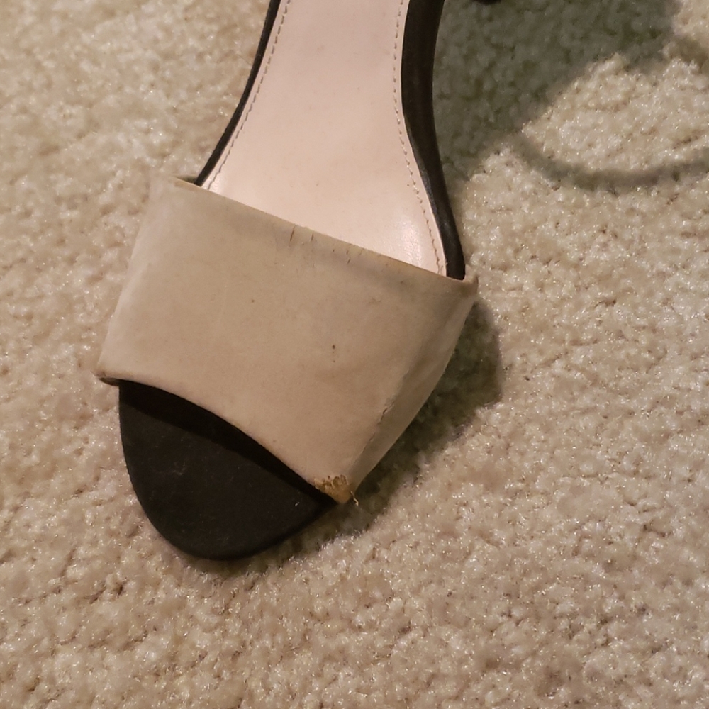 Color block heels - Picture 3 of 5